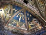 "Crocifissione, Orazione nell orto, Deposizione nel sepolcro" - affresco - 1447 - «Battistero del Duomo di Siena» Siena (SI) - Italia