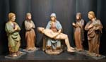 "Cristo in pietà sorretto dalla Vergine tra San Giovanni, Maria Maddalena e due Marie " - terracotta policroma - seconda metà del XV secolo - «Civica Pinacoteca Guercino» Cento (FE) - Italia